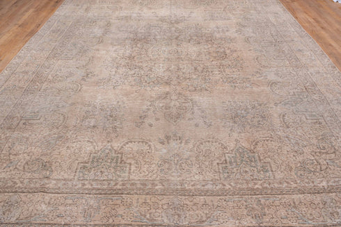 Vintage Sivas Area Rug (9' x 13')